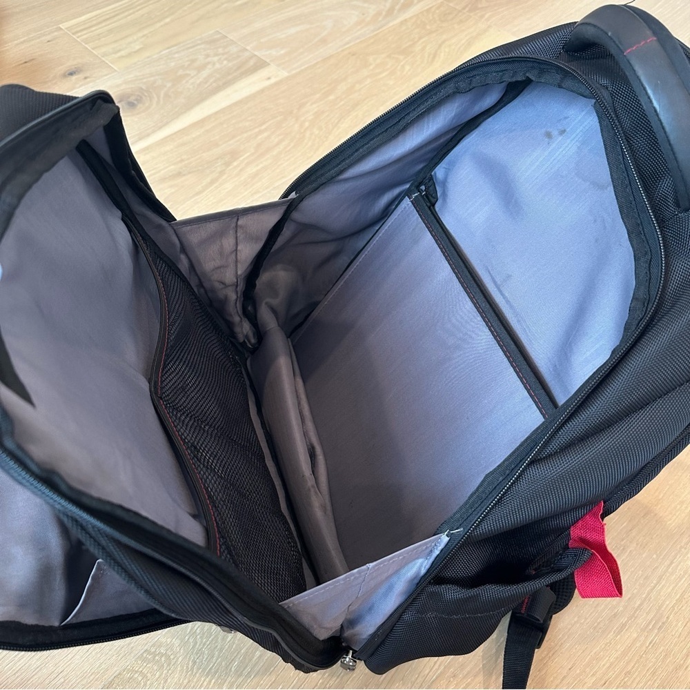 Samsonite Laptop Backpack Travel Work Office Black Pockets Zip TSA EUC - Picture 11 of 16